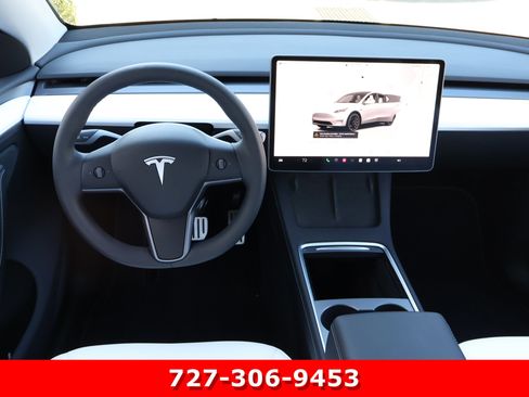 Used 2025 Tesla Model Y Performance image 17