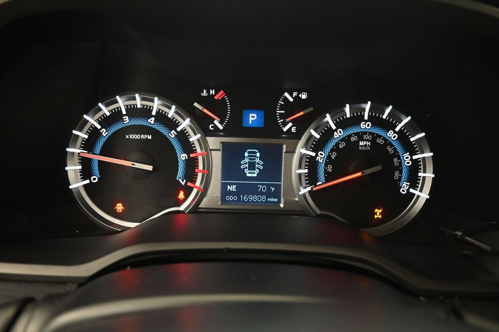 Used 2016 Toyota 4Runner Limited AWD/4WD image 22