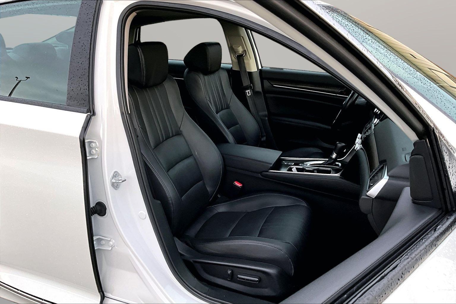 Used 2021 Honda Accord EX-L image 7