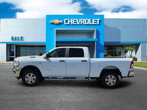 Used 2024 RAM 2500 Big Horn w/ Off Road Package AWD/4WD image 6