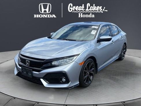 Used 2019 Honda Civic Sport Touring image 2