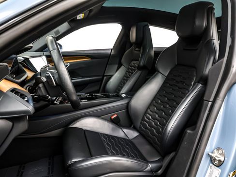 Used 2024 Audi e-tron GT Premium Plus image 17