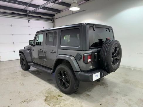 Used 2022 Jeep Wrangler Unlimited Sport AWD/4WD image 5