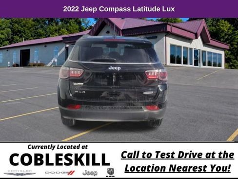 Used 2022 Jeep Compass Latitude AWD/4WD image 5