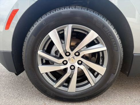 Certified 2024 Chevrolet Equinox LT w/ LPO, Floor Liner Package FWD image 9