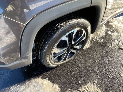 Used 2022 Jeep Compass Limited image 14