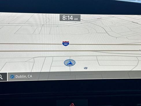 Used 2024 Hyundai Elantra Limited FWD image 18