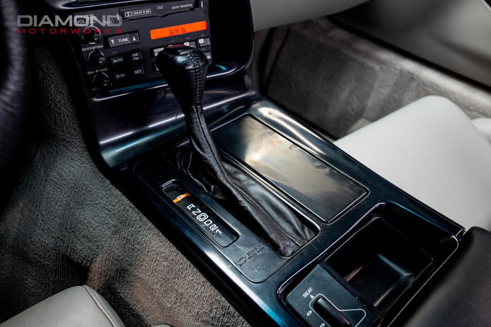 Used 1995 Chevrolet Corvette Coupe RWD image 18