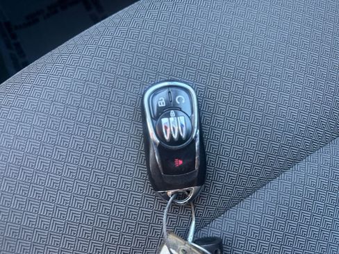 Used 2025 Buick Encore GX Preferred image 22