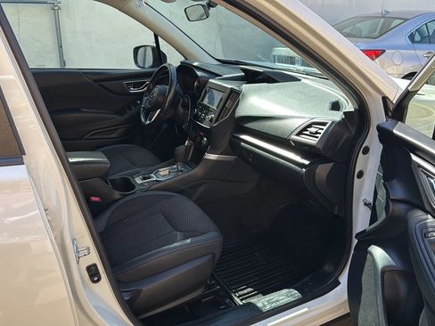 Used 2020 Subaru Forester Premium image 25