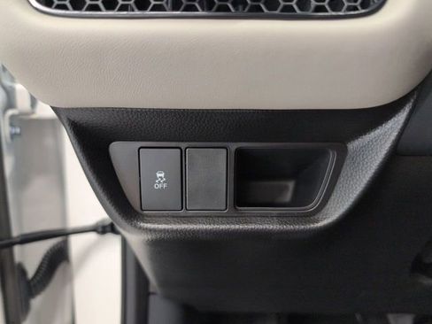 Used 2026 Honda HR-V LX image 16