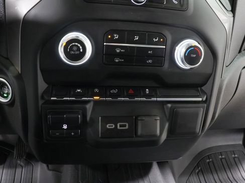 Used 2024 GMC Sierra 1500 Pro w/ Graphite Edition AWD/4WD image 10