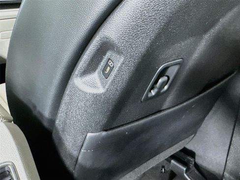 Certified 2024 Kia Sportage EX FWD image 26