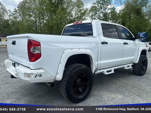 Used 2015 Toyota Tundra SR5 w/ SR5 Upgrade Package AWD/4WD image 17