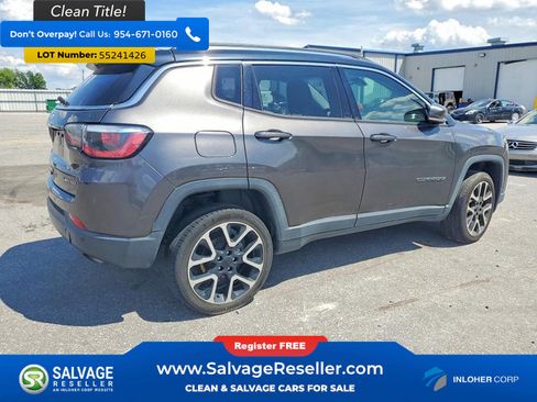 Used 2018 Jeep Compass Limited w/ Navigation Group AWD/4WD image 4