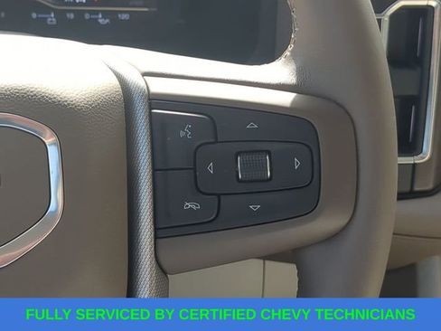 Used 2024 GMC Yukon XL Denali w/ Advanced Technology Package image 32