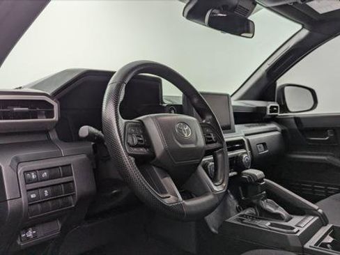 Used 2025 Toyota Tacoma SR image 23
