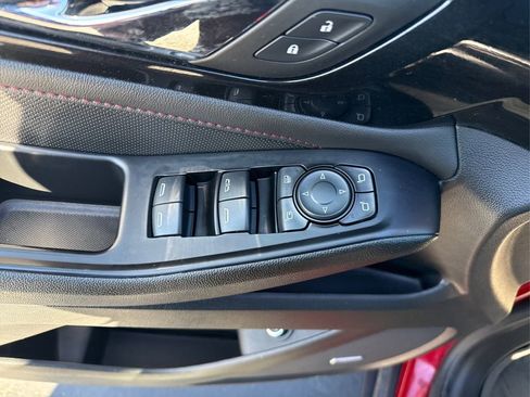 Used 2023 Chevrolet Traverse RS w/ LPO, Floor Liner Package AWD/4WD image 37
