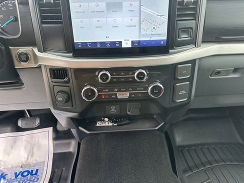 Used 2022 Ford F150 XLT w/ Equipment Group 302A High image 15