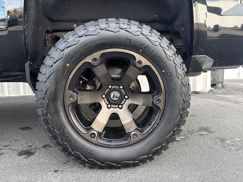 Used 2017 Chevrolet Silverado 1500 LT w/ High Desert Package image 3