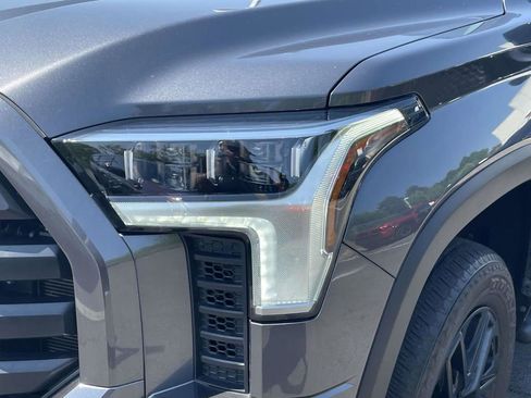 Used 2024 Toyota Tundra Limited AWD/4WD image 6