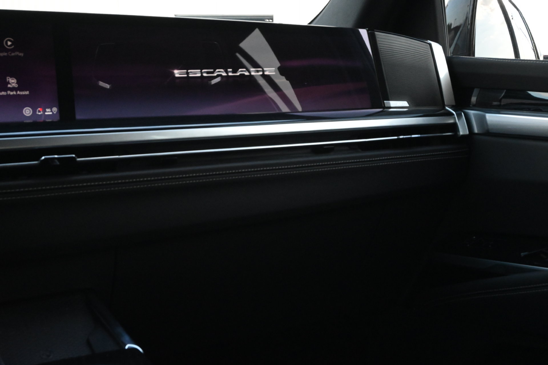 Certified 2026 Cadillac Escalade Sport RWD image 8