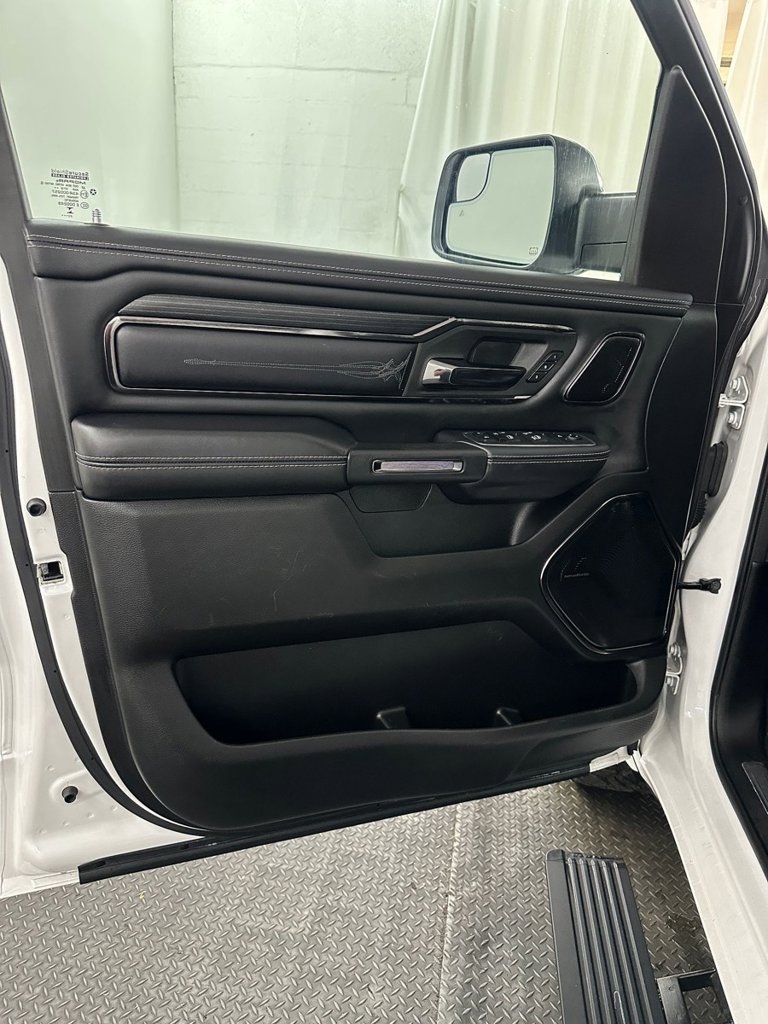 Used 2024 RAM 1500 Limited AWD/4WD image 8