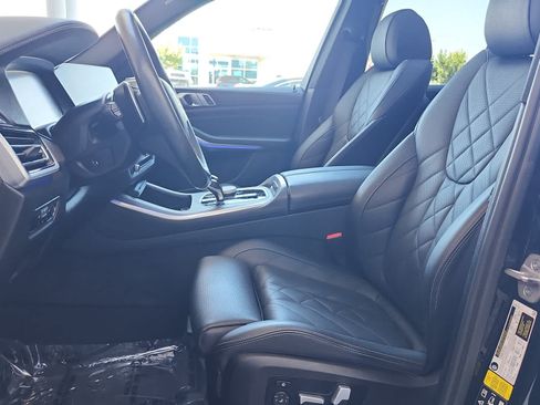 Used 2023 BMW X5 xDrive40i w/ Climate Comfort Package AWD/4WD image 15