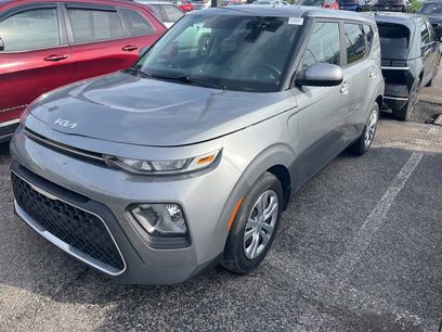 Used 2022 Kia Soul LX