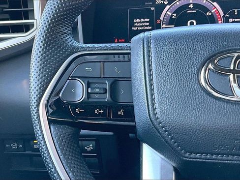 Used 2024 Toyota Tundra Platinum image 17
