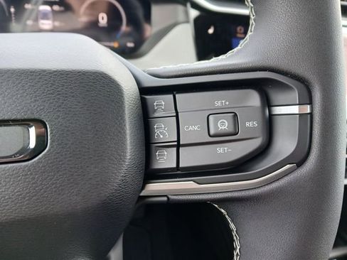 New 2026 Jeep Cherokee Laredo image 15