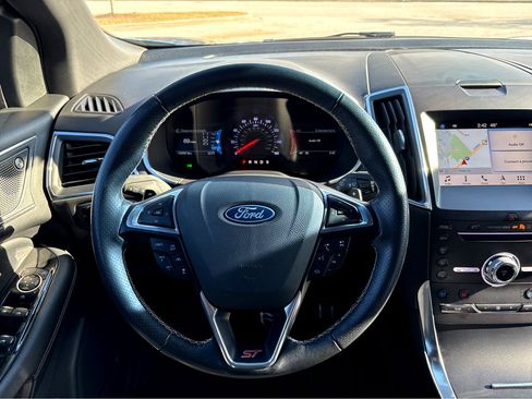 Used 2019 Ford Edge ST w/ Equipment Group 401A image 14
