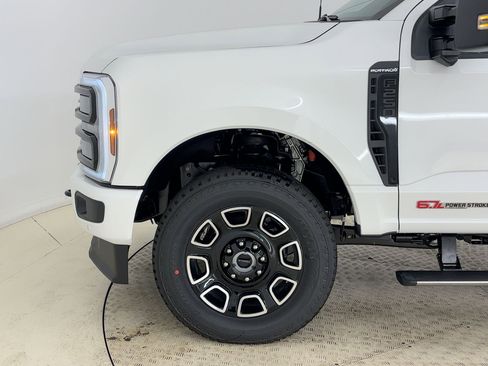 New 2026 Ford F250 Platinum image 18