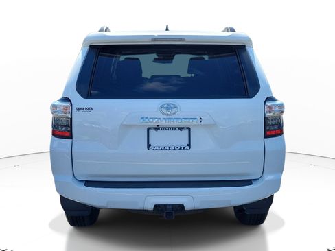 Used 2024 Toyota 4Runner SR5 Premium w/ Moonroof Package RWD image 5