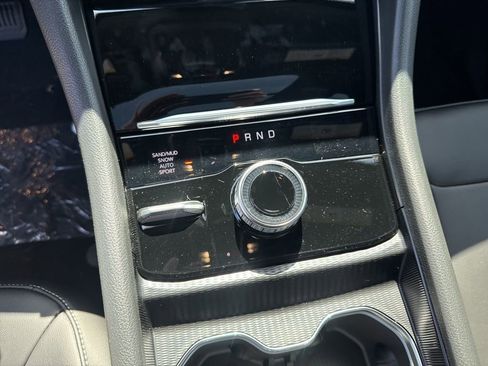 New 2026 Jeep Grand Cherokee Limited AWD/4WD image 15