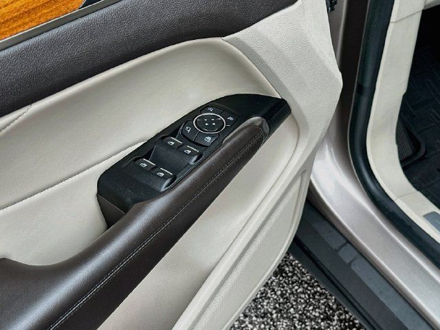 Used 2019 Lincoln MKC Select w/ Select Plus Package FWD image 19