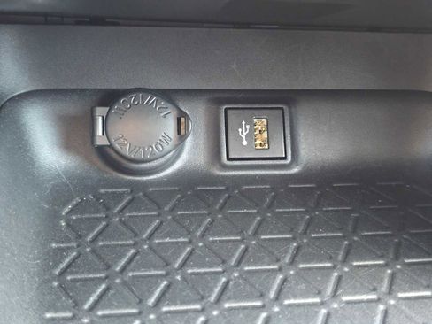 Certified 2024 Toyota RAV4 LE AWD/4WD image 29