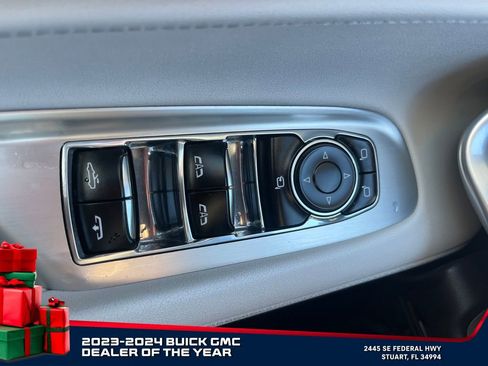 Used 2021 Chevrolet Corvette Stingray Preferred Conv w/ Z51 Performance Package image 14