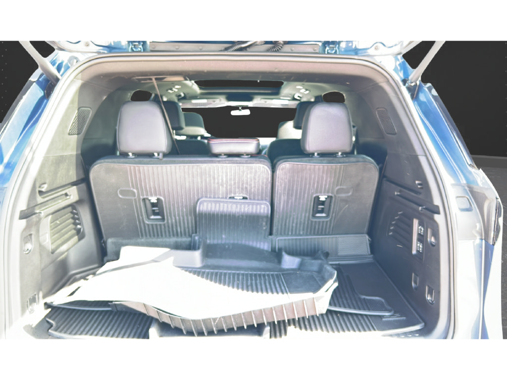 Used 2026 Chevrolet Traverse RS w/ LPO, Floor Liner Package AWD/4WD image 24