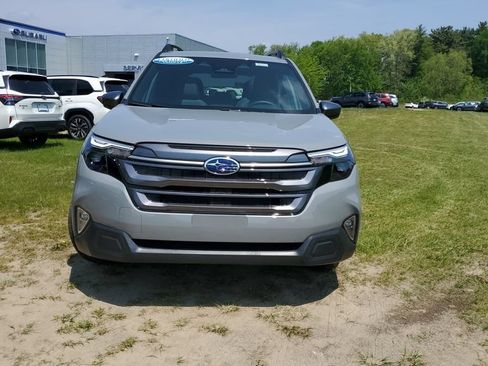 Certified 2026 Subaru Forester Premium AWD/4WD image 2