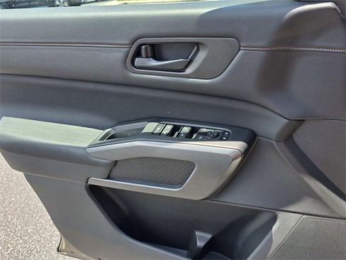 Used 2024 Nissan Pathfinder Rock Creek image 20