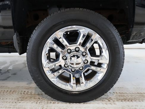 Used 2016 Chevrolet Silverado 2500 High Country w/ Duramax Plus Package image 42