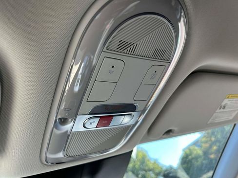 New 2026 Hyundai Ioniq 9 SEL image 27