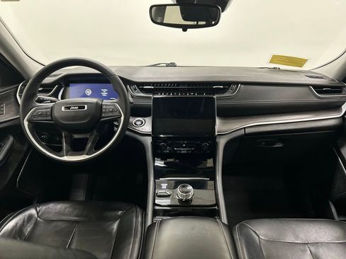 Used 2022 Jeep Grand Cherokee L Limited image 14