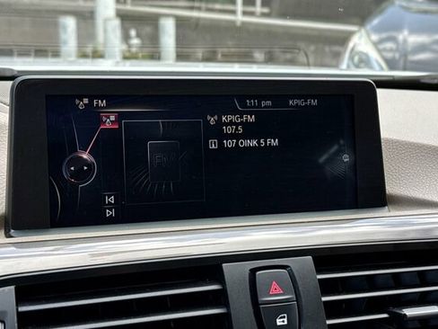 Used 2014 BMW 328i xDrive Wagon image 17