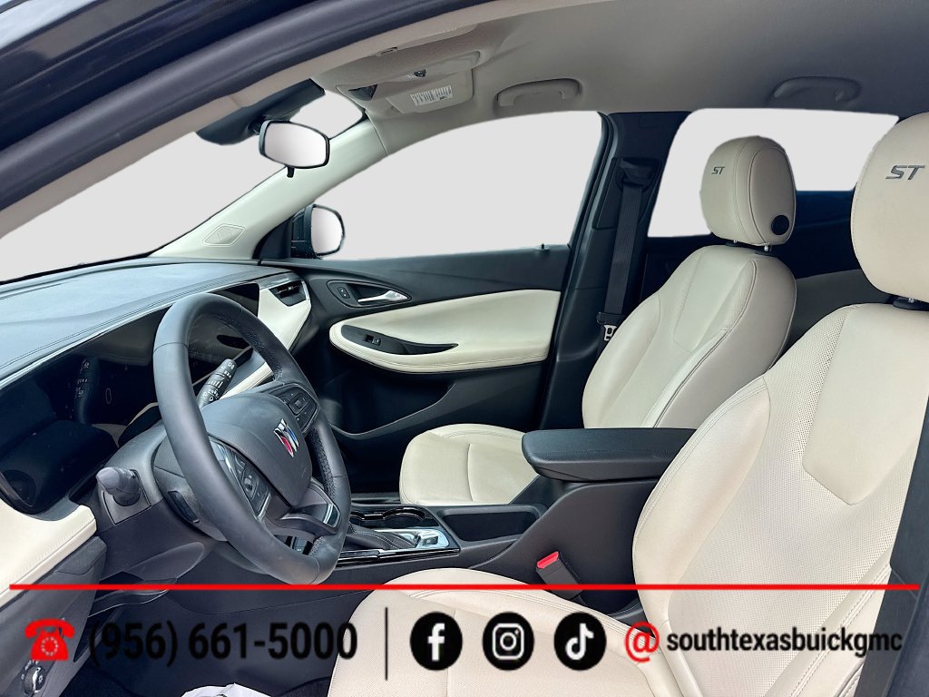 Used 2025 Buick Encore GX Sport Touring FWD image 11