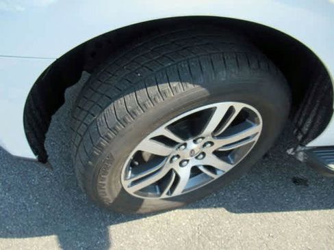 Used 2024 Ford Expedition Limited image 8