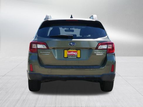 Used 2017 Subaru Outback 2.5i Limited AWD/4WD image 6