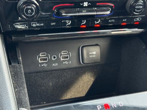 Used 2021 Jeep Grand Cherokee L Limited AWD/4WD image 72