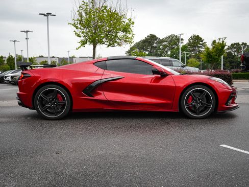 Used 2022 Chevrolet Corvette Stingray Preferred Cpe w/ Z51 Performance Package RWD image 10
